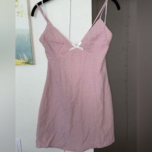 Lulu’s Pink/White Grid Pattern Sleeveless Mini Dress